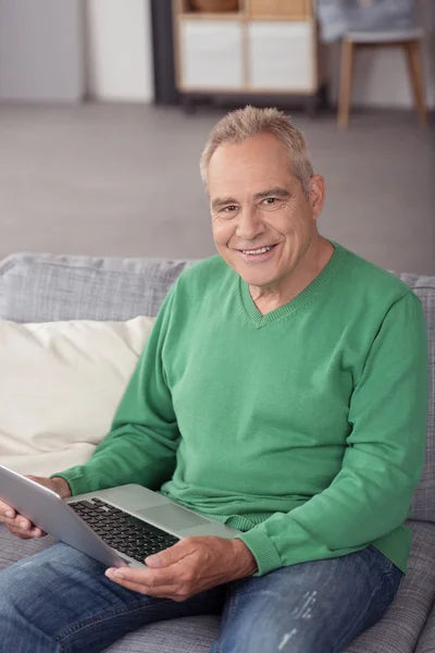 files/hombre_60.webp